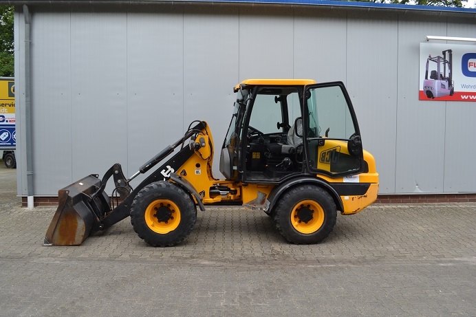 JCB 406