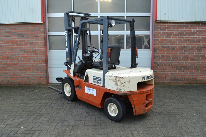 Nissan FJ02A25U
