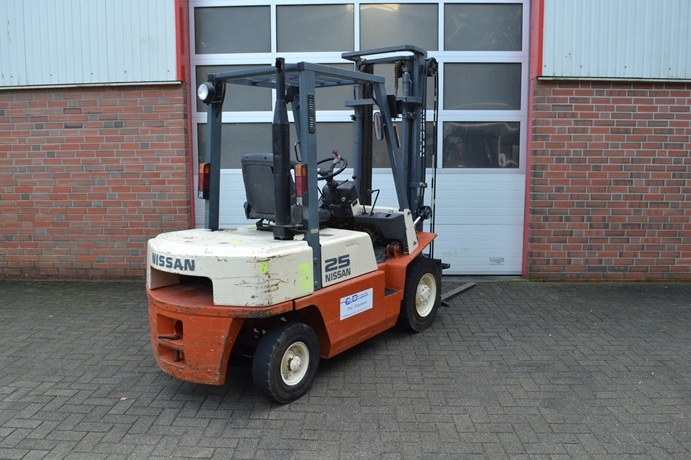 Nissan FJ02A25U